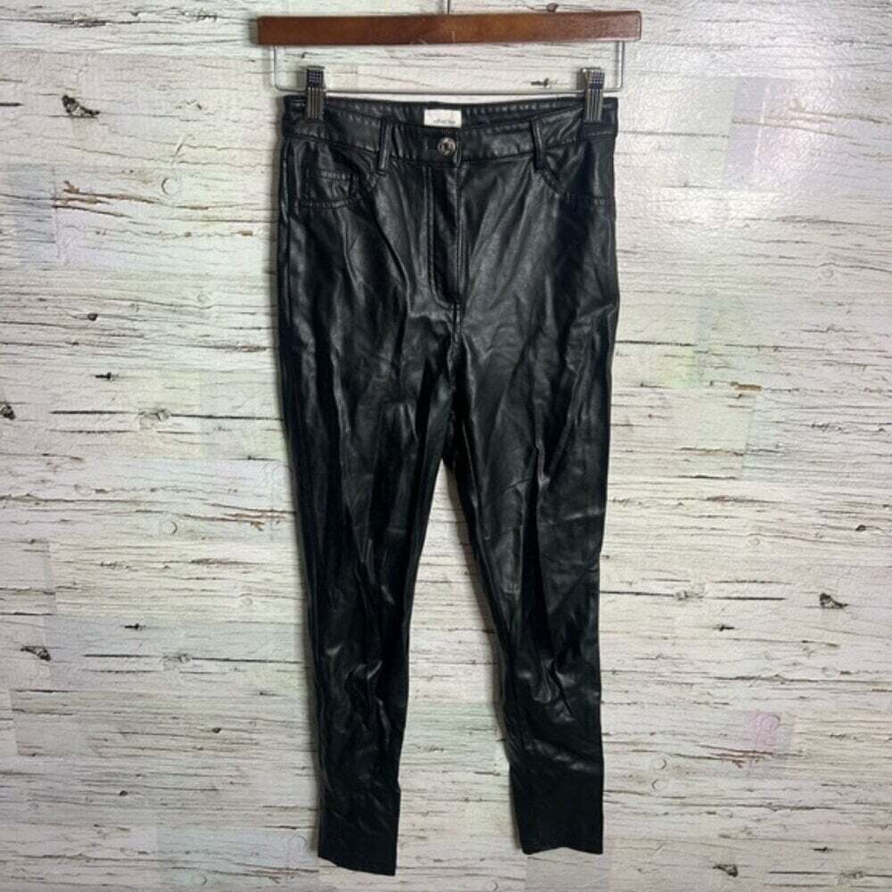 Aritzia Wilfred Free Charm Pant Black size 0 faux leather